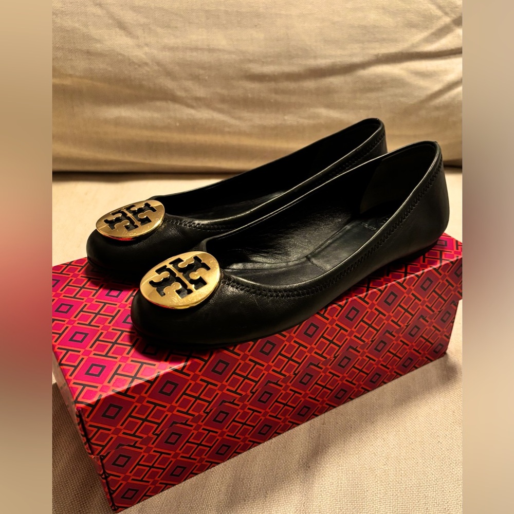 Tory Burch Black Reva flats size 7